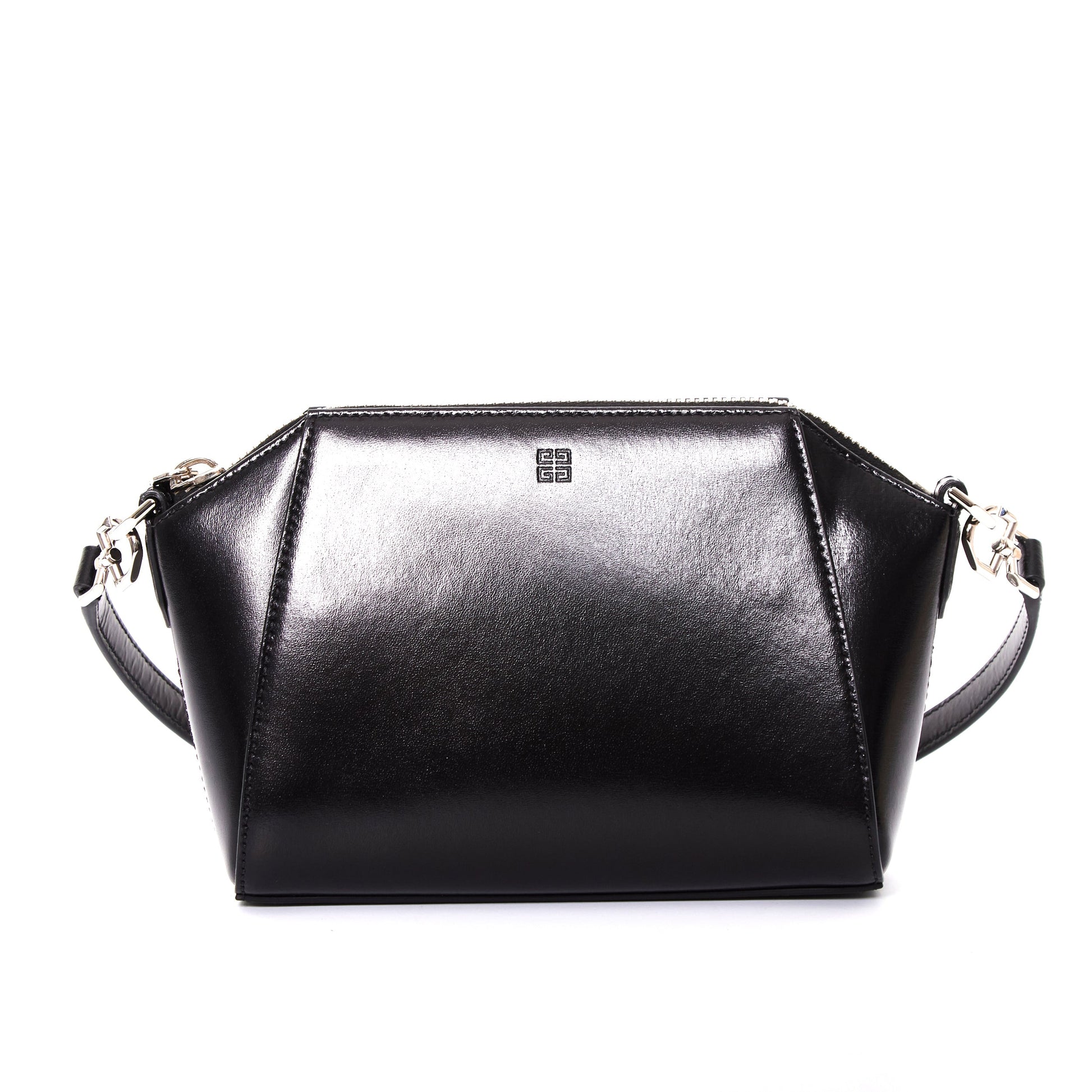 GIVENCHY