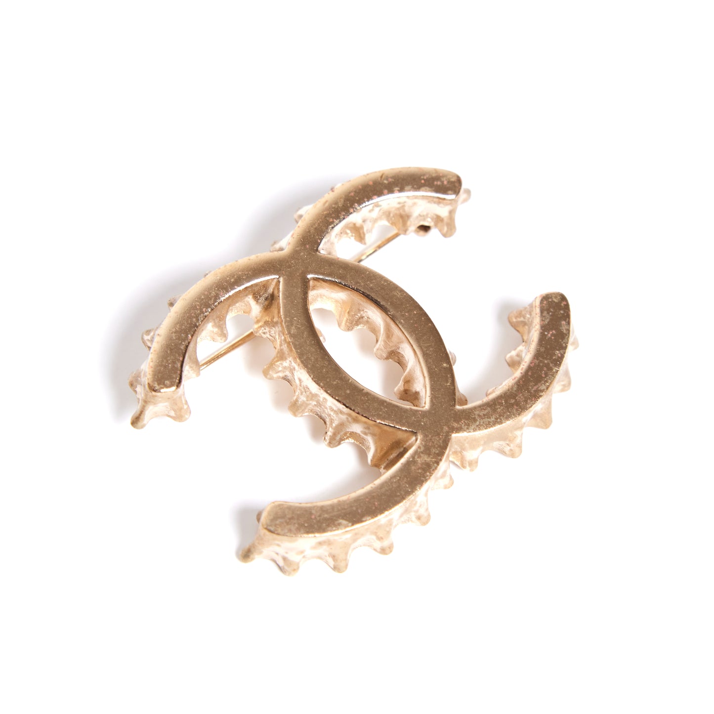 CHANEL Soda Cap CC Brooch Silver